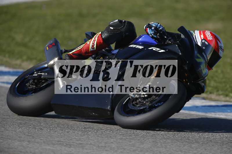 /Archiv-2024/02 29.01.-02.02.2024 Moto Center Thun Jerez/Gruppe gelb-yellow/73